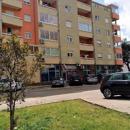 Tnt Apartman *