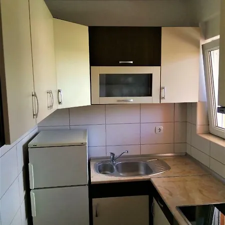 Appartamento Tnt Apartman